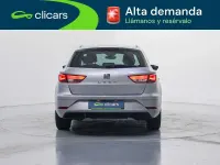 Usado Seat Leon ST Style 150 CV (110 kW) 2019 Plateado Familiar