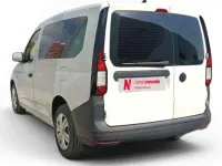 Usado VW Caddy 102 CV (75 kW) 2022 Blanco Monovolumen