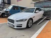 Usado Jaguar XE Prestige 180 CV (132 kW) 2018 Blanco Berlina