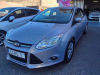 Usado Ford Focus Trend 100 CV (73 kW) 2011 Gris / plata Berlina
