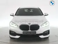 Usado BMW 118 Comfort Edition 140 CV (102 kW) 2021 Blanco Utilitario