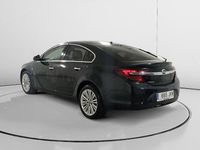 Usado Opel Insignia Sportive 163 CV (119 kW) 2015 Negro Berlina