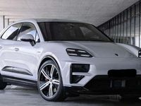 Nuevo Porsche Macan Turbo 469 kW (639 CV) 2025 Gris SUV