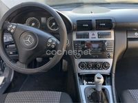 Usado Mercedes C200 Sport Edition 122 CV (89 kW) 2005 Negro Berlina