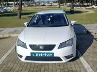 Usado Seat Leon ST Style 150 CV (110 kW) 2015 Blanco Familiar
