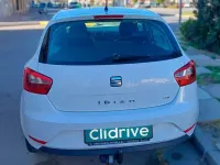 Usado Seat Ibiza CONNECT 105 CV (77 kW) 2015 Blanco Berlina