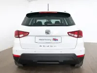Usado Seat Arona Style 95 CV (69 kW) 2019 Blanco SUV