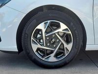 Usado Hyundai i30 101 CV (74 kW) 2025 Blanco Berlina