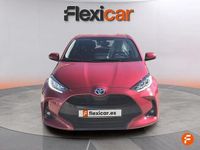 Usado Toyota Yaris Hybrid Active 116 CV (85 kW) 2023 Rojo Berlina