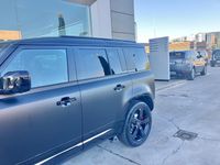 Begagnad Land Rover Defender SE Dynamic 249 HK (183 kW) 2026 Svart SUV