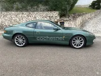 Usado Aston Martin Vantage 420 CV (308 kW) 2000 Verde Coupe