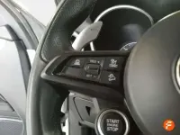 Usado Alfa Romeo Stelvio Sprint 190 CV (139 kW) 2022 Blanco SUV