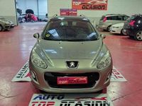 Usado Peugeot 308 SW Active 112 CV (82 kW) 2013 Gris / plata Familiar