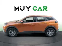 Usado Peugeot 2008 Active 100 CV (73 kW) 2021 Naranja SUV