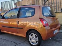 Usado Renault Twingo Night&Day 75 CV (55 kW) 2009 Naranja Utilitario