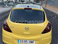 Usado Opel Corsa Color Edition 100 CV (73 kW) 2012 Amarillo Utilitario