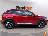 Usado Peugeot 2008 Active 101 CV (74 kW) 2021 Rojo SUV