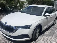 Usado Skoda Octavia Ambition 150 CV (110 kW) 2020 Blanco Berlina