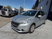 Usado Peugeot 208 Active 82 CV (60 kW) 2014 Gris / plata Utilitario