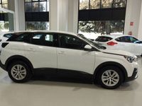 Usado Peugeot 3008 Active 130 CV (95 kW) 2019 Blanco SUV