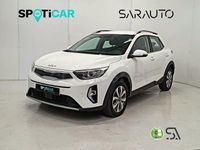 Usado Kia Stonic 84 CV (61 kW) 2022 Blanco SUV
