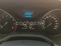 Usado Ford Focus Trend 125 CV (91 kW) 2014 Negro Familiar