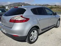 Usado Renault Mégane Business 95 CV (69 kW) 2014 Gris Utilitario