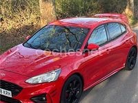 Usado Ford Focus ST-Line 125 CV (91 kW) 2018 Rojo Berlina