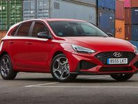 Usado Hyundai i30 120 CV (88 kW) 2022 Gris Utilitario