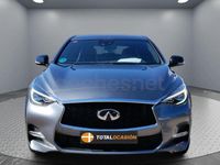 Usado Infiniti Q30 Sport Tech 211 CV (155 kW) 2017 Gris / plata Berlina