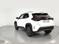 Usado Toyota Yaris Cross Active 116 CV (85 kW) 2025 Blanco SUV