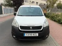 Usado Peugeot Partner Tepee Access 100 CV (73 kW) 2016 Blanco Monovolumen