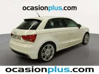 Usado Audi A1 Sportback Ambition 122 CV (89 kW) 2012 Blanco Utilitario