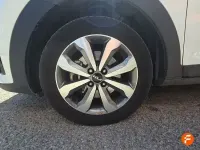 Usado Kia Stonic 100 CV (73 kW) 2022 Blanco SUV