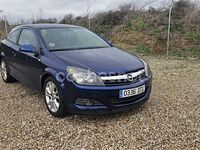 Usado Opel Astra GTC Sport 120 CV (88 kW) 2005 Azul Berlina