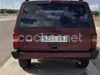 Usado Jeep Cherokee Sport 115 CV (84 kW) 2001 Granate SUV