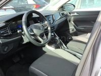 Usado VW Taigo 115 CV (84 kW) 2025 Gris / plata SUV