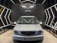 Usado Kia Carens EX 140 CV (102 kW) 2006 Gris / plata Monovolumen