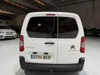 Usado Citroën Berlingo Live 102 CV (75 kW) 2022 Blanco Monovolumen