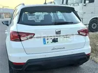 Usado Seat Arona Style Plus 110 CV (80 kW) 2022 Blanco SUV
