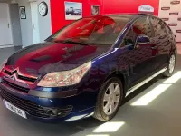 Usado Citroën C4 110 CV (80 kW) 2007 Azul Berlina
