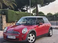 Usado Mini ONE 90 CV (66 kW) 2005 Rojo Utilitario