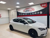 Usado Seat Leon Ecomotive 110 CV (80 kW) 2015 Blanco Berlina