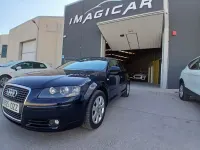 Usado Audi A3 Ambition 102 CV (75 kW) 2006 Azul Utilitario