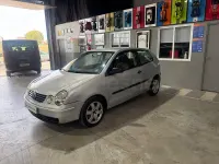 Usado VW Polo Conceptline 65 CV (47 kW) 2003 Gris / plata Berlina