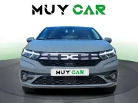 Usado Dacia Sandero Essentiel 91 CV (66 kW) 2023 Gris Utilitario
