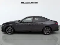 Usado BMW 520 Comfort Edition 197 CV (144 kW) 2024 Gris / plata Berlina