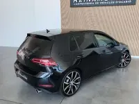 Usado VW Golf VII GTI 245 CV (180 kW) 2018 Negro Utilitario