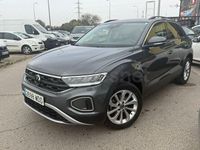 Usado VW T-Roc Life 150 CV (110 kW) 2022 Gris / plata SUV