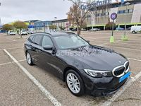 Usado BMW 318 150 CV (110 kW) 2022 Negro Familiar